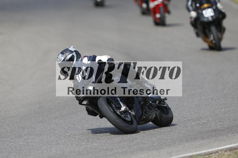 /37 09.08.2026  Pluess Motosport ADR/Einsteiger/77
